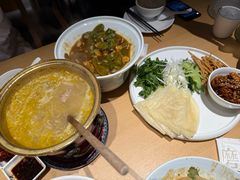 -关东小磨东北菜(上海长风大悦城店)