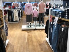 -优衣库(南宁江南万达店)