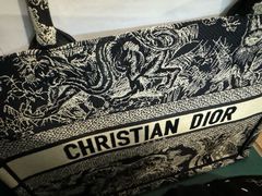 -DIOR迪奥(万象城店)