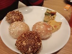 -怡咖啡海鲜自助餐厅(浦东香格里拉店)