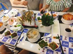 -魔法帽酱料牛肉小火锅(米兰店)