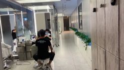 -PE SALON