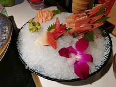 刺身拼盘（限量供应）-温禾牛·和牛寿喜烧自助火锅(恒基名人店)