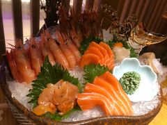 甜虾三色拼盘-花潮料理艺食馆(世欧广场店)