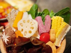 -湊湊火锅·茶憩(打浦桥日月光店)