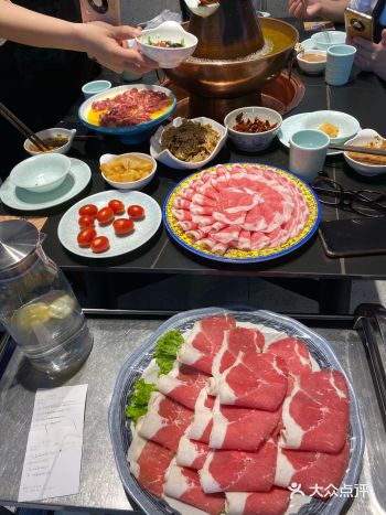 看着这一桌子的菜就很有食欲