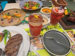 -西语炭烧牛排·西厨(滨湖万科里店)