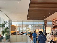 -茑屋书店(天目里店)