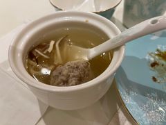 -梅龙镇酒家(南京西路总店)