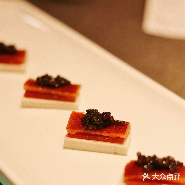 来北平食府 品尝下教科书中提到的北京烤鸭
