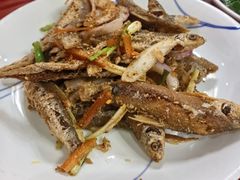 -芦茨金富饭庄·25年老字号·专做稻草鸡