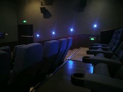 -UME影城(4DX情侣金牛店)