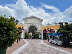 -佛罗伦萨小镇广佛名品奥特莱斯(疏港路店)