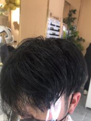 -一東造型烫发染发