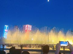 -东港音乐喷泉广场