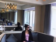 -皇马海口湾海景酒店(万绿园秀英港店)