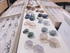 -无界眼镜MaxLess(滨江星光大道店)