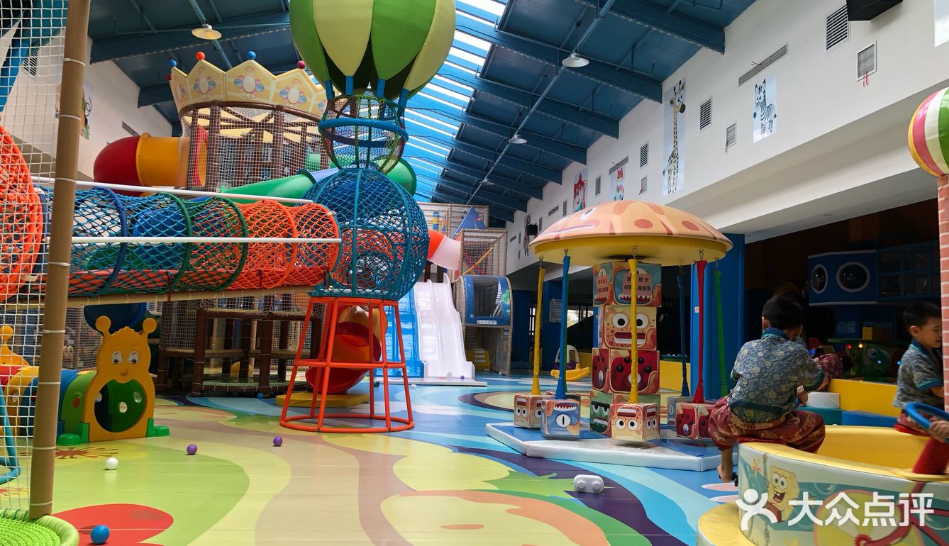 初冬熊孩子可劲疯，老母亲可安心躺尸～