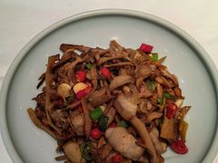 -围龙屋客家食府(福田店)