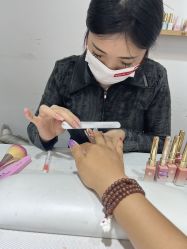 -瞧·享轻奢美甲美睫