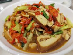 -红色湘菜馆(春风店)