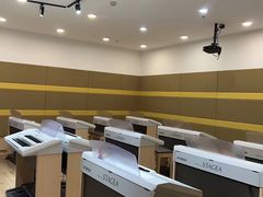 -雅马哈音乐中心 钢琴双排键鼓吉他(静安大融城店)