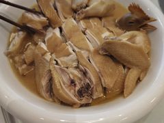 -潮珍苑海鲜粤菜酒家·广式茶点·宴请(临江大道店)