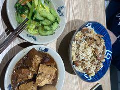 -红猪卤肉饭(大西洋美食城店)