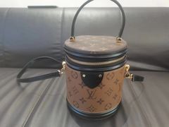 -小飞侠奢侈品回收 寄卖 养护(宝山宝龙广场店)