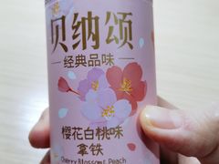 -全家便利店(上海火车站站二店)