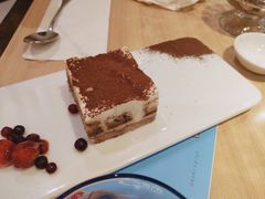 -必胜客(城西银泰店)