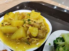 咖喱土豆鸡-华中科技大学百景园(三楼酒店)