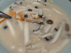 -首秀·四川料理(吾悦广场店)