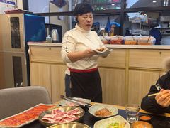 -臻牛烤肉