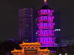 -绳金塔