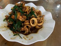 葱爆鱿鱼筒-明记海鲜大排档(巽寮湾店)