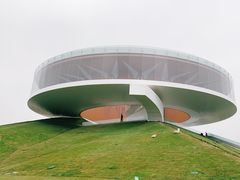 -郑东新区龙湖公共艺术中心
