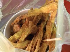 -六合夜市