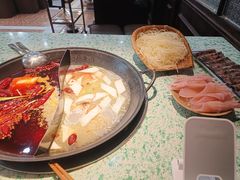 -鸿姐老火锅(疁城新天地店)
