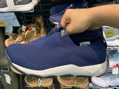 -迪卡侬(顺峰山店)