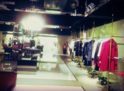 -奈瑞儿美颜塑身SPA