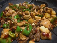 -聚鑫朋酸菜肥肠(文艺路口店)