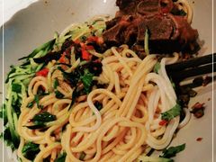 -百春原湖南牛肉粉(百联世纪店)