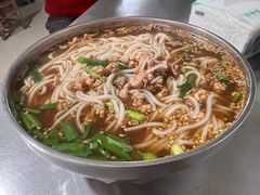-正宗杨记普洱酸醋米线(总店)