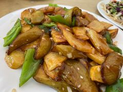 -东北菜冰城一家人