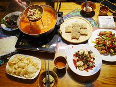 酸汤牛肉锅-侯家庄阿才有品私房菜馆