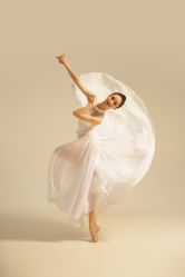 -深舞形体民族舞蹈工作室