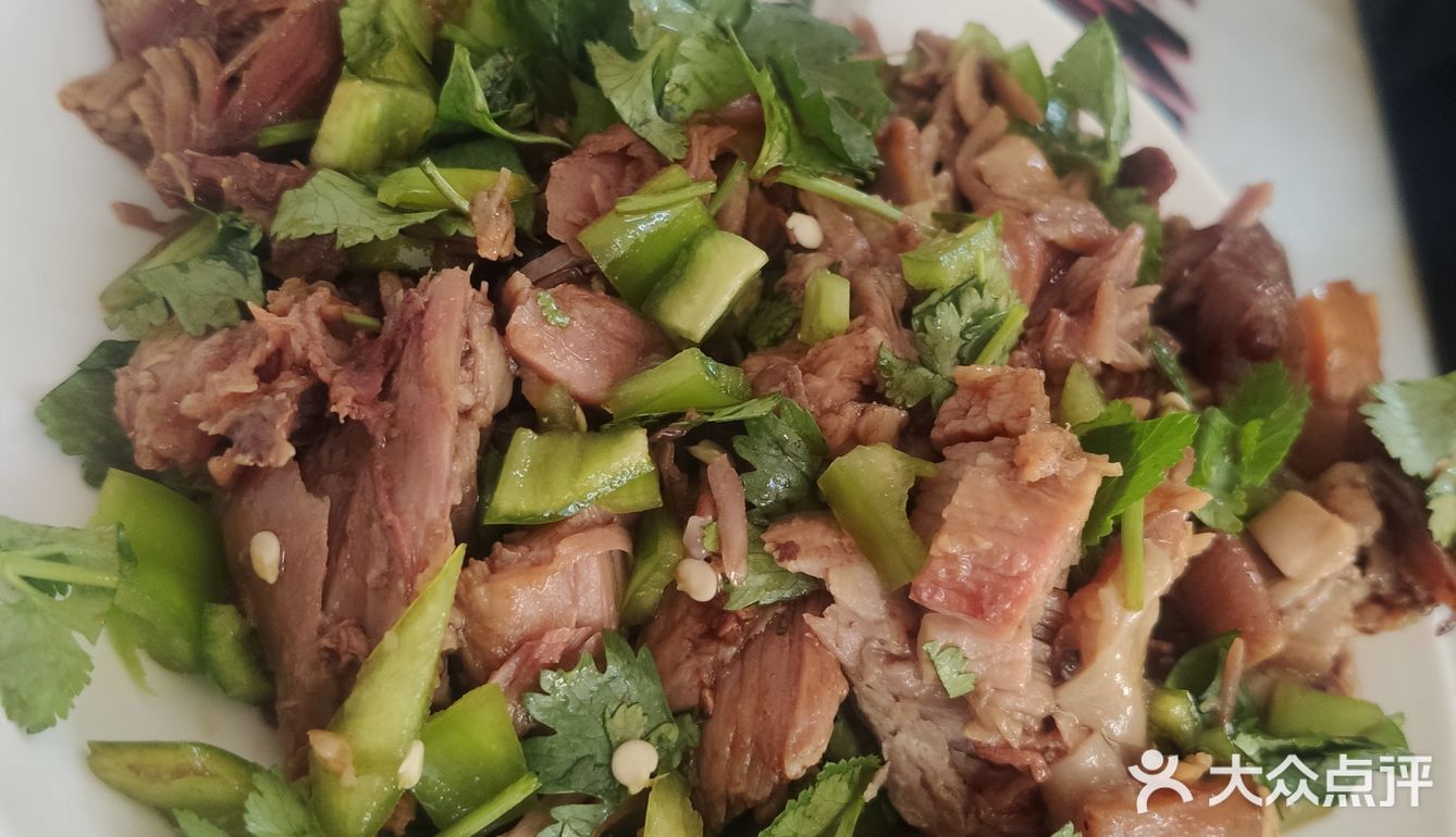 老王烧饼加肘子