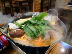 牛肉泡菜火锅-葉家.焼鳥.居酒屋(惠利街店)