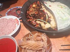 -周小明火锅(黑金冠社区店)